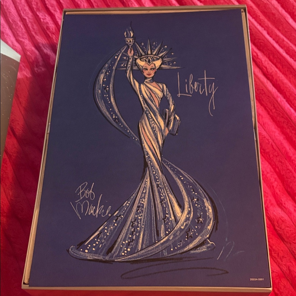 Bob Mackie Lady Liberty Barbie - Picture 5 of 10